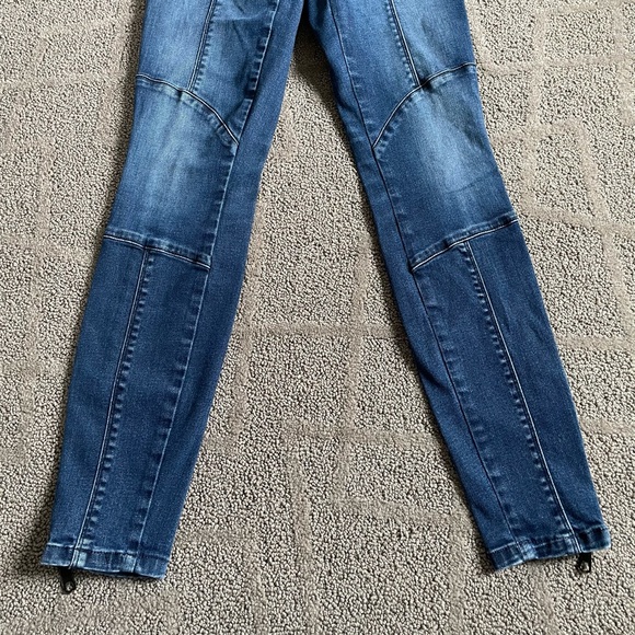 Diesel Women’s Jeans - Picture 7 of 7